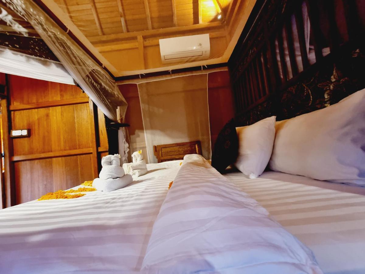 Avalon Ubud Castle & Spa Exterior photo