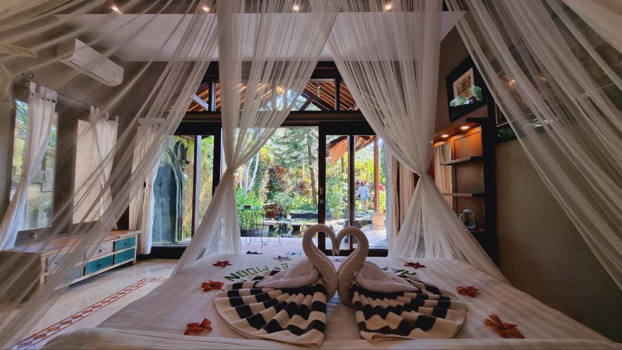 Avalon Ubud Castle & Spa Exterior photo