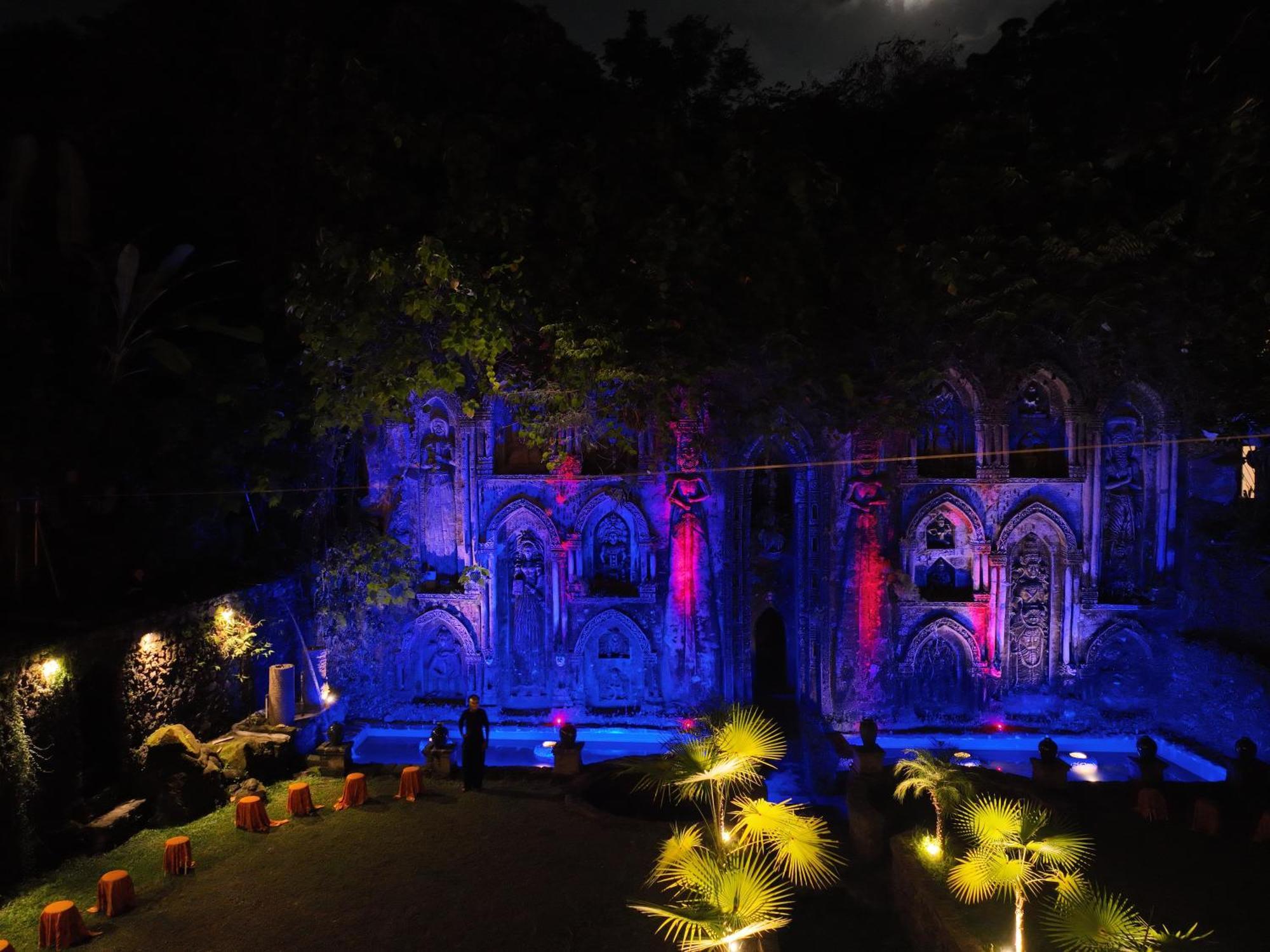 Avalon Ubud Castle & Spa Exterior photo